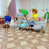 Праздник осени в гостях у малышей.